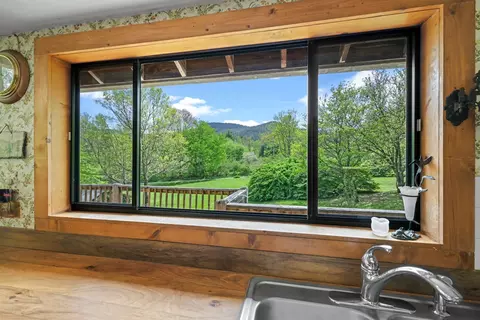 Kitchen - 36 Forked Trl, Cullowhee, NC 28723 photo 6 of 8