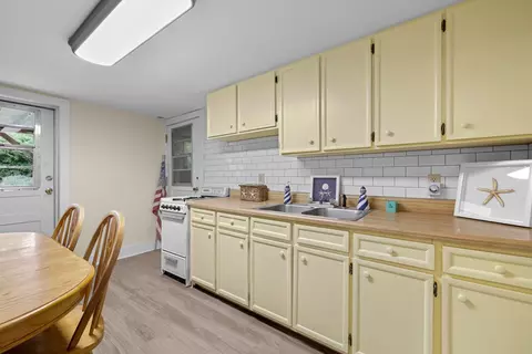 Kitchen - 36 Forked Trl, Cullowhee, NC 28723 photo 8 of 8