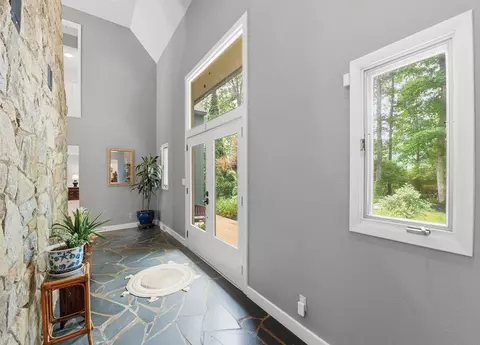 Entry Way - 3091 Us Highway 441 S, Sylva, NC 28779 photo 1 of 2