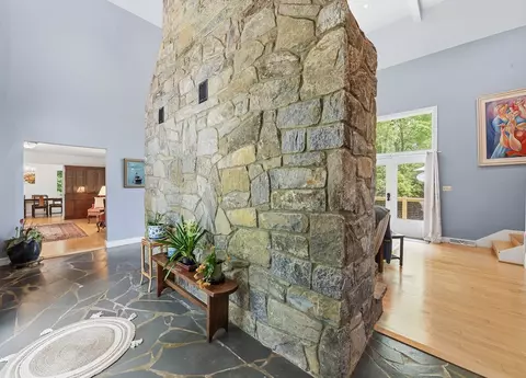 Entry Way - 3091 Us Highway 441 S, Sylva, NC 28779 photo 2 of 2