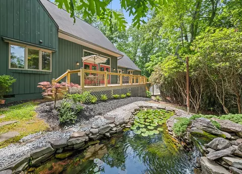 Exterior - 3091 Us Highway 441 S, Sylva, NC 28779 photo 5 of 11