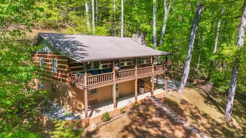 541 Trimont Mountain Trl, Franklin, NC 28734