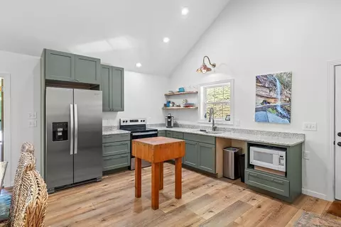 Kitchen - 3982 Tessentee, Franklin, NC 28734 photo 1 of 3