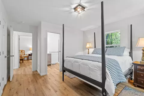 Bedroom - 3982 Tessentee, Franklin, NC 28734 photo 2 of 3