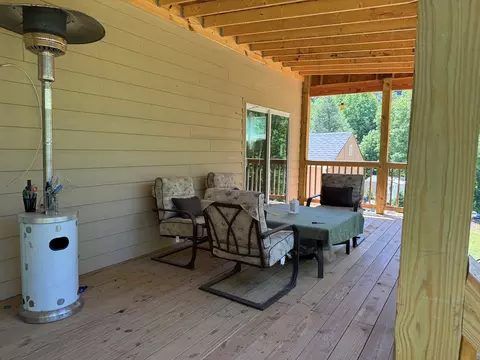 Exterior - 39 Grackle Rd, Murphy, NC 28906 photo 6 of 9