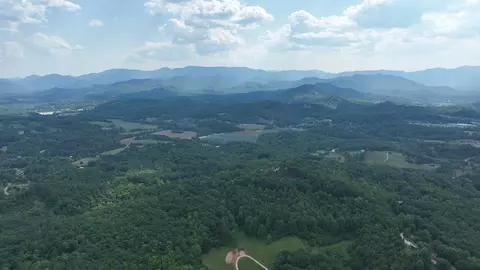 138 Turkey Hollow Rd, Franklin, NC 28734