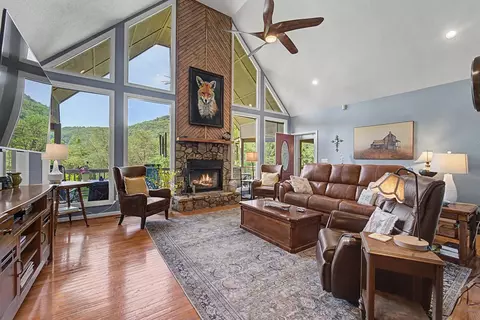 Living - 323 Berry Mountain Rd, Sylva, NC 28779 photo 1 of 3