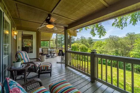 Exterior - 323 Berry Mountain Rd, Sylva, NC 28779 photo 5 of 10