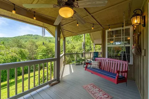 Exterior - 323 Berry Mountain Rd, Sylva, NC 28779 photo 6 of 10