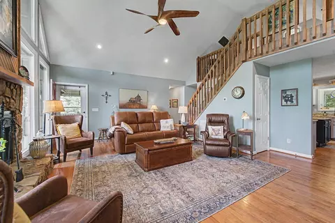 Living - 323 Berry Mountain Rd, Sylva, NC 28779 photo 3 of 3