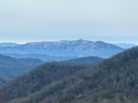 25 Fairway Run, Bryson City, NC 28713
