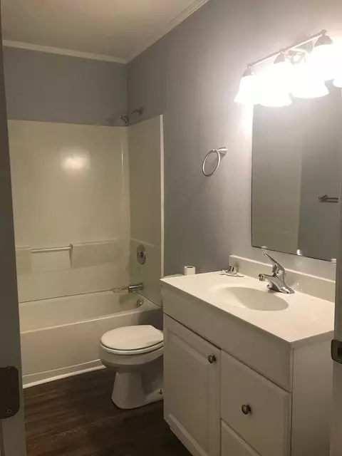 Bath - 83 Boulevard St, Murphy, NC 28906 photo 2 of 2