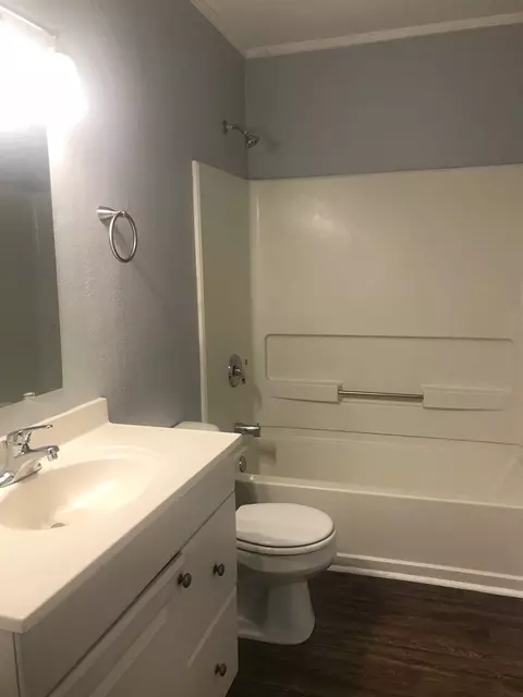 Bath - 83 Boulevard St, Murphy, NC 28906 photo 1 of 2