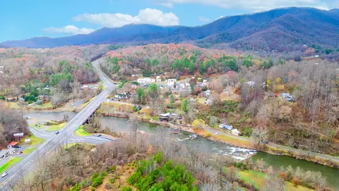 View/Area - 89 Monroe Buchanan Rd, Sylva, NC 28779 photo 2 of 4