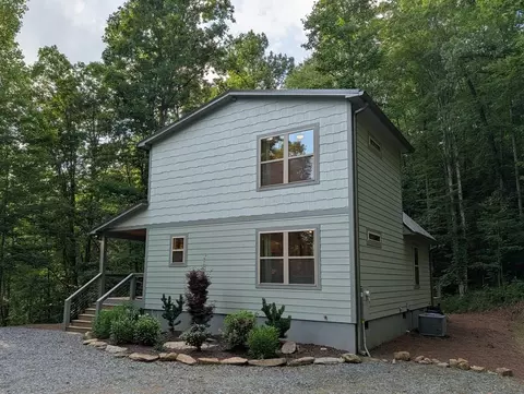 133 Lower Creek Xing, Bryson City, NC 28713