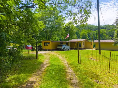 Exterior - 970 Ned Hill Rd, Franklin, NC 28734 photo 10 of 42