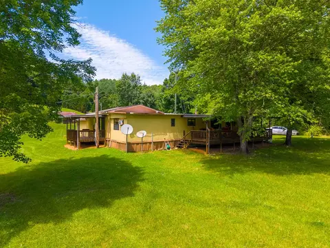 Exterior - 970 Ned Hill Rd, Franklin, NC 28734 photo 16 of 42