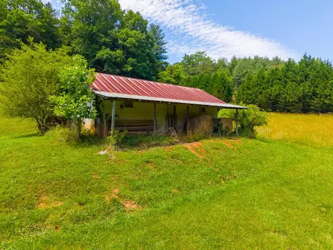 Exterior - 970 Ned Hill Rd, Franklin, NC 28734 photo 27 of 42
