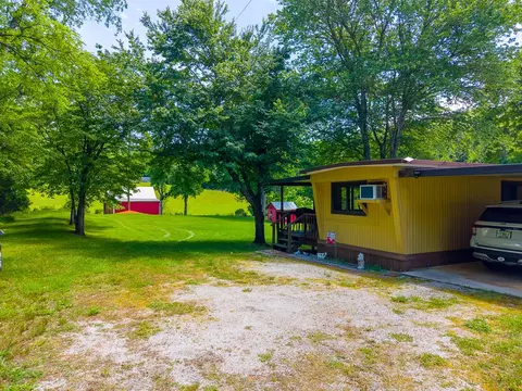 Exterior - 970 Ned Hill Rd, Franklin, NC 28734 photo 30 of 42