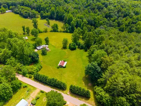970 Ned Hill Rd, Franklin, NC 28734