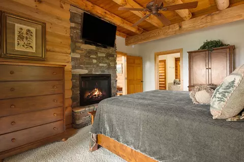 Bedroom - 832 Dunloggin Rd, Cullowhee, NC 28723 photo 2 of 8
