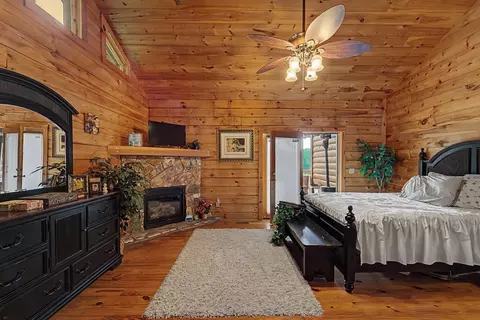 Bedroom - 22 Kako Rdg, Sylva, NC 28779 photo 2 of 11
