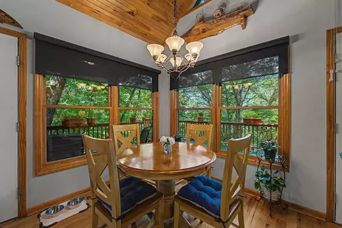 Dining - 515 Canterbery Rd, Murphy, NC 28906 photo 2 of 6