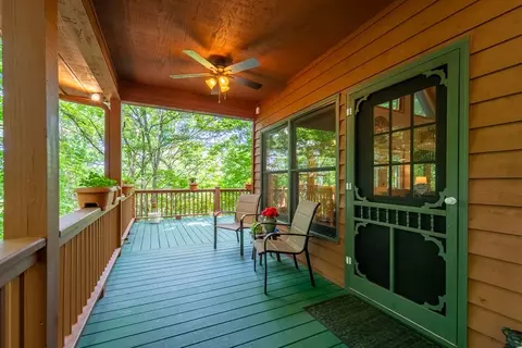 Exterior - 515 Canterbery Rd, Murphy, NC 28906 photo 3 of 16