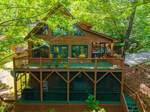 515 Canterbery Rd, Murphy, NC 28906
