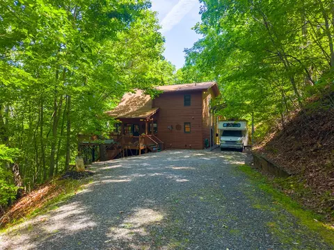 Exterior - 515 Canterbery Rd, Murphy, NC 28906 photo 8 of 16