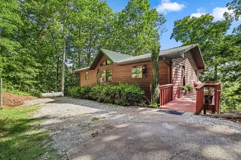 431 High Brace Rd, Franklin, NC 28734