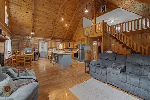Living - 538 E Frk, Sylva, NC 28779 photo 3 of 4