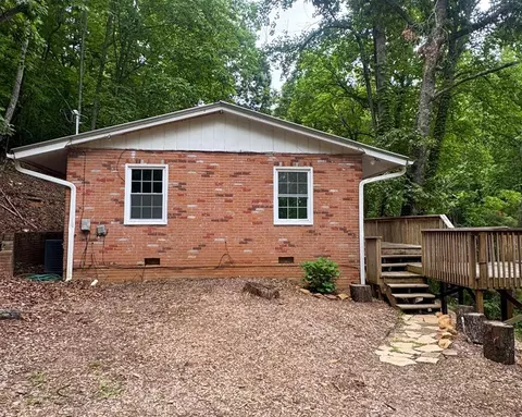 506 Guffie Rd, Franklin, NC 28734
