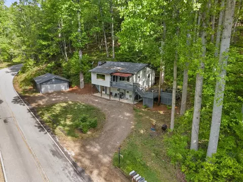4187 W Old Murphy Rd, Franklin, NC 28734