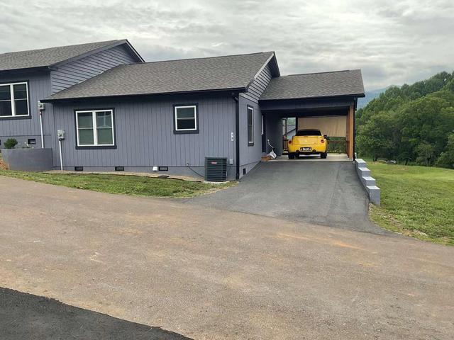 18 Diamond Ave, Franklin, NC 28734