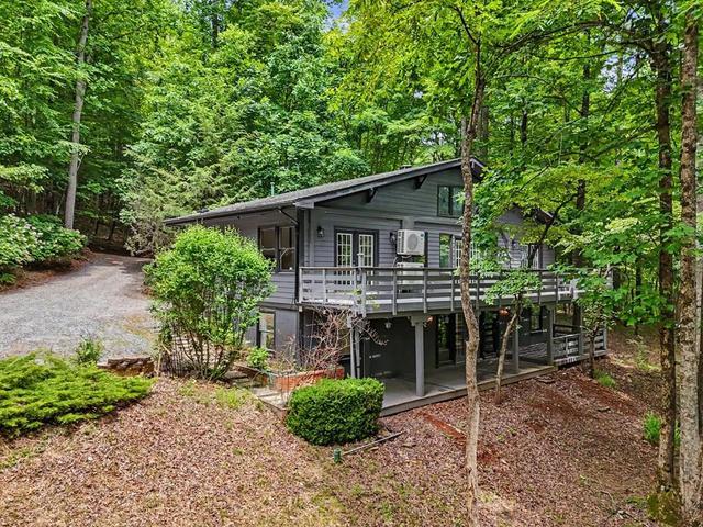 996 Crestview Dr, Otto, NC 28763