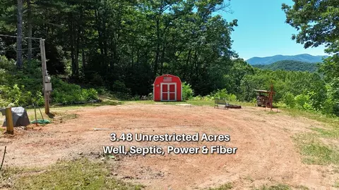 691 Chalk Hill Rd, Franklin, NC 28734