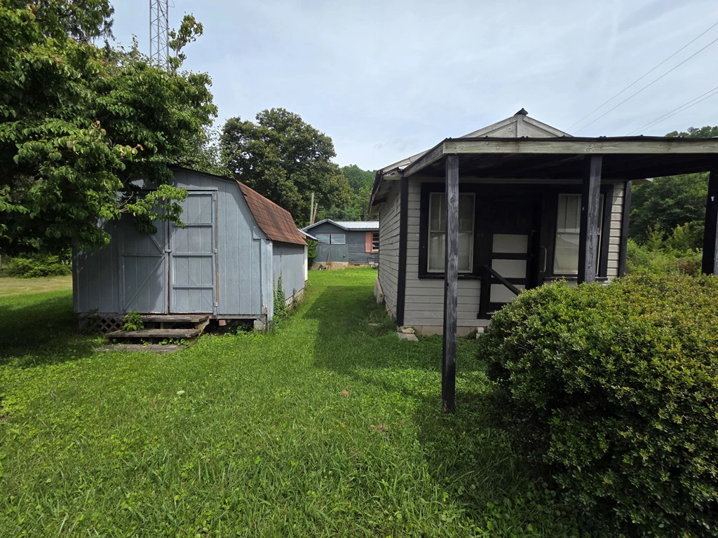 172 Harris Cir, Sylva, NC 28779 photo 8