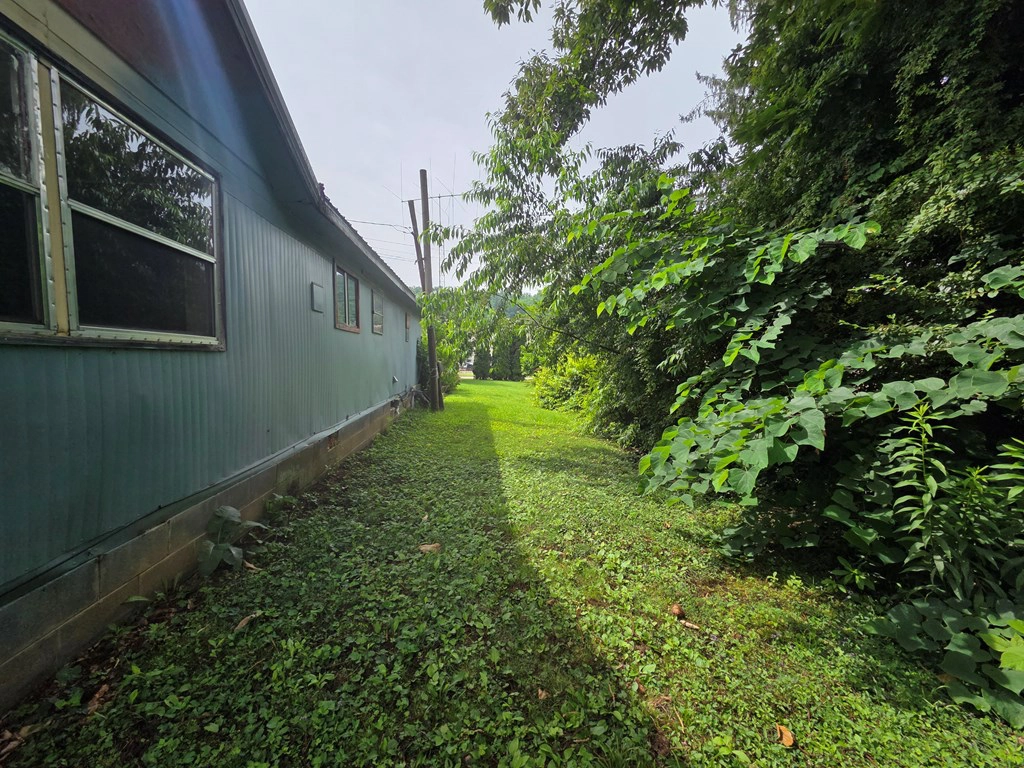 172 Harris Cir, Sylva, NC 28779 photo 4