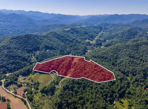 0000 Little Savannah Rd, Sylva, NC 28779