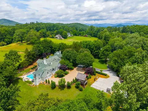 739 Mark Dowdle, Franklin, NC 28734