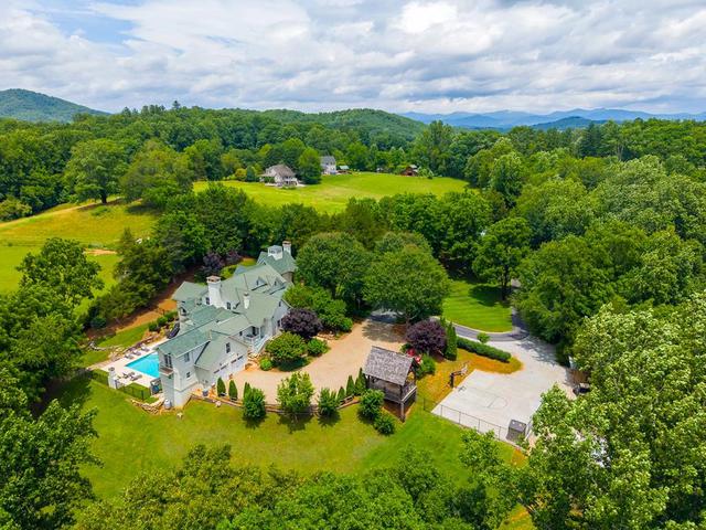 Undisclosed, Franklin, NC 28734
