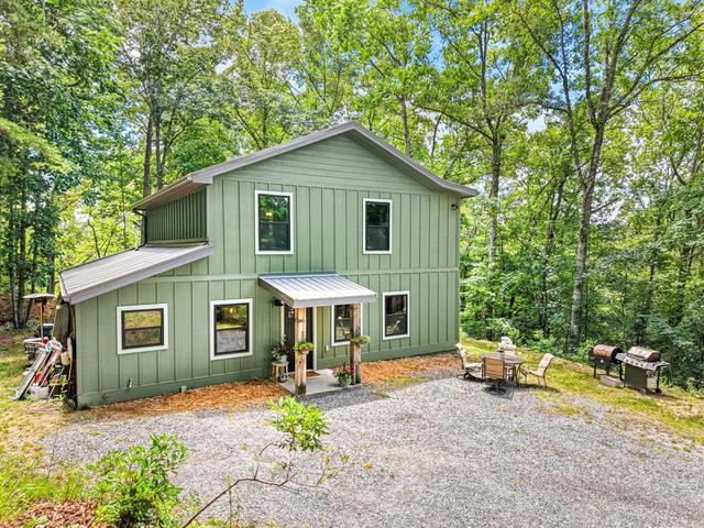 431 Judds Trl, Franklin, NC 28734