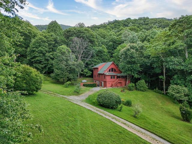 148 Clover Field Rd, Bryson City, NC 28713