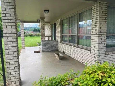 409 Rodney Orr Byp, Robbinsville, NC 28771