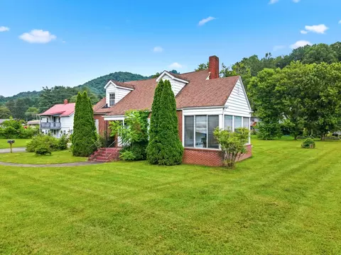 Other - 783 Skyland Dr, Sylva, NC 28779 photo 3 of 5