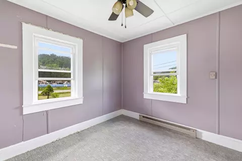 Bedroom - 783 Skyland Dr, Sylva, NC 28779 photo 9 of 10