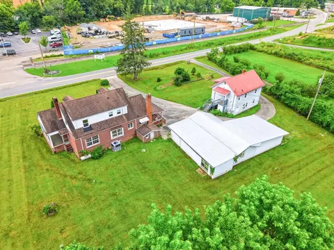 View/Area - 783 Skyland Dr, Sylva, NC 28779 photo 3 of 9