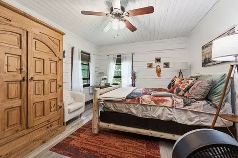 Bedroom - 75 Log Haven Ln, Franklin, NC 28734 photo 1 of 5