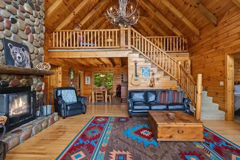 85 Cloud Ten Rd, Bryson City, NC 28713
